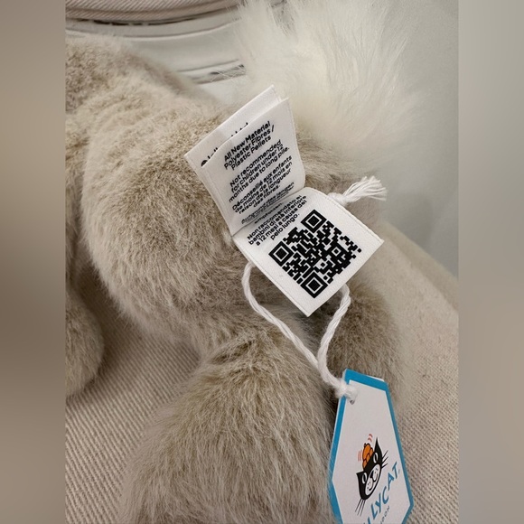 NWT Jellycat Wheat Flufflet Bunny Authentic - Picture 8 of 11